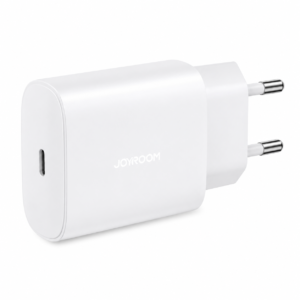 طقم شاحن حائط سريع(JOYROOM)JR-TCF20EW PD 20U Fast Chargerيتضمن سلك توصيلType-Cto Lightning Cable 1m، لون أبيض